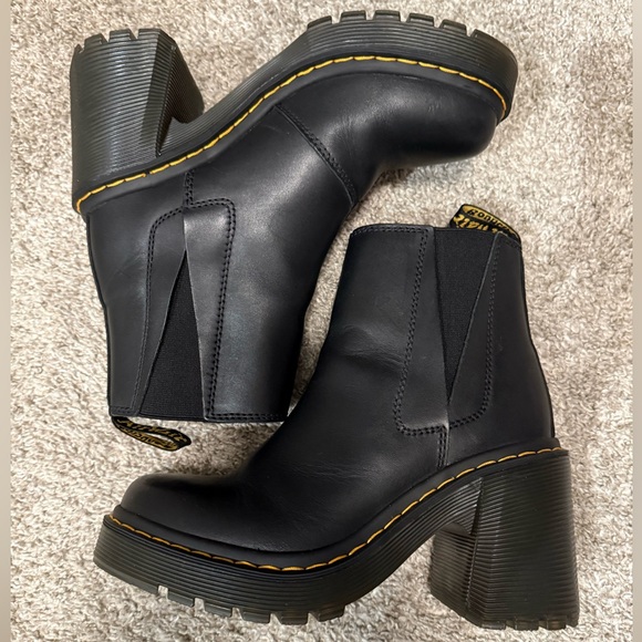 Dr. Martens Spence Leather Flared Heel Chelsea Boots - Picture 2 of 6